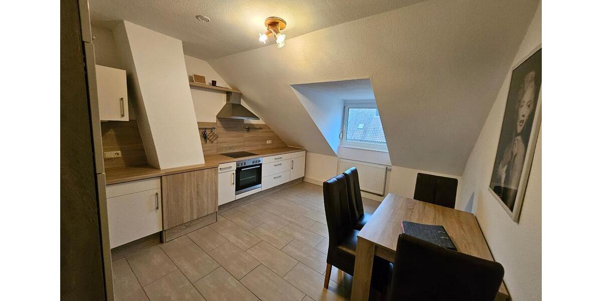 Dachgeschoßwohnung Ansbach - 2 Zimmer, 70 m&sup2;, 870&euro; | Angebot:26534478
