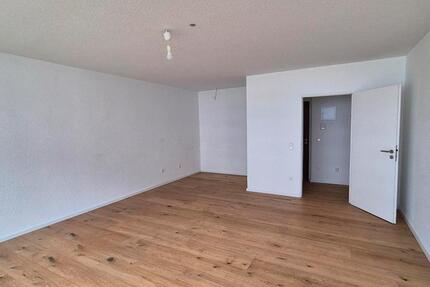 Schöne 1-Zimmer-Wohnung mit Balkon im sanierten Zustand 1 zimmer