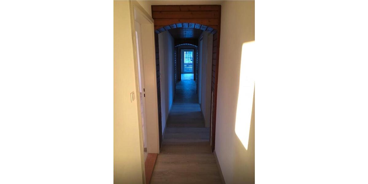 Dachgeschoßwohnung Hüfingen - 4 Zimmer, 95 m&sup2;, 1.100&euro; | Angebot:26033406