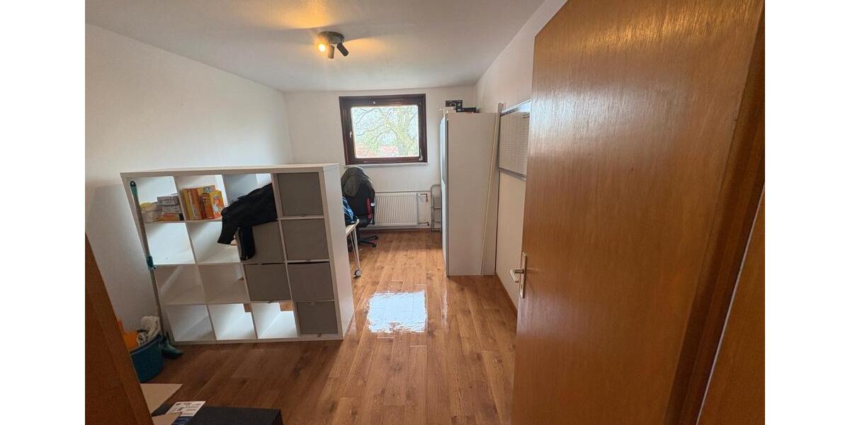 Dachgeschoßwohnung Edemissen - 3 Zimmer, 62 m&sup2;, 465&euro; | Angebot:26301958