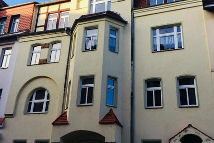 5,5 -Zimmer -Wohnung mit Loggia zu vermieten in Zeitz, Goethestr. 5 zimmer