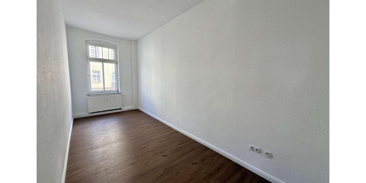 Etagenwohnung Döbeln - 3 Zimmer, 73 m&sup2;, 475&euro; | Angebot:26600442