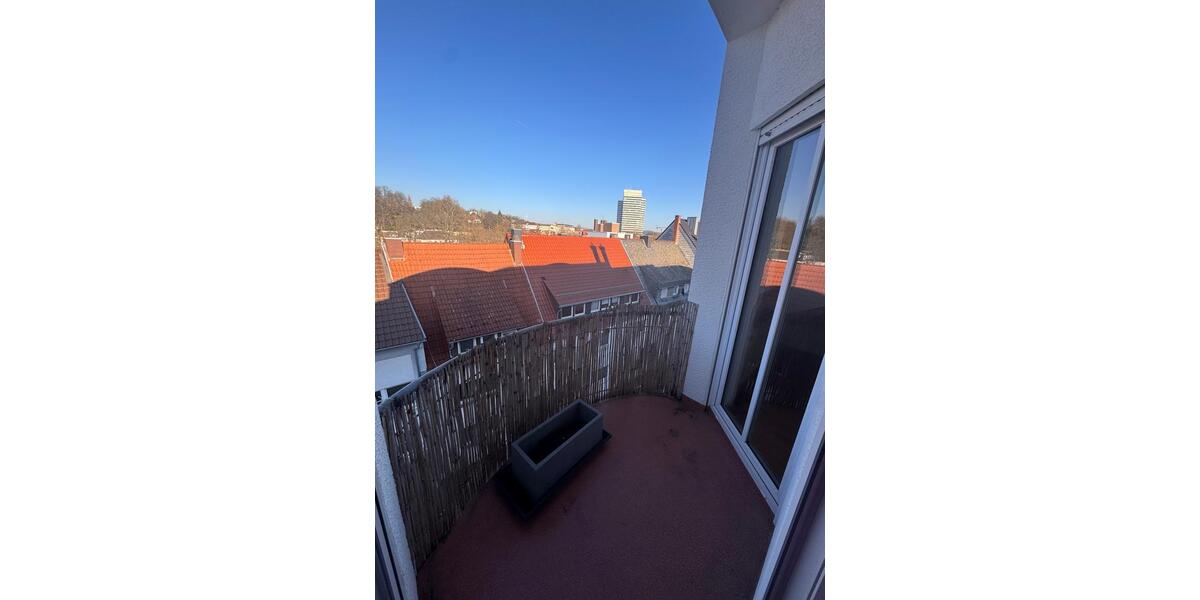 Ich biete eine charmante, lichtdurchflutete Maisonettewohnung in Kaiserslautern Mühlstrasse an. 3 zimmer