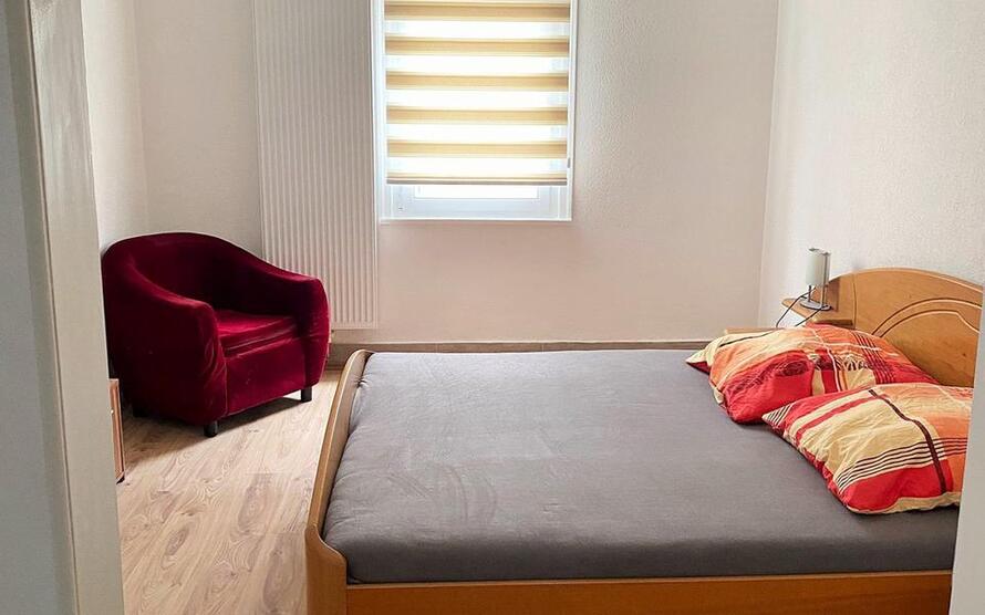GästeZimmer mit Internet, Gästeküche, EtagenDuscheWc, Waschmaschine