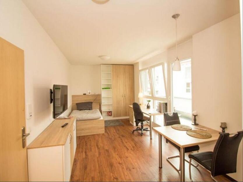 Tolles Studentenappartement: Möbliert, zentral & mit großem Balkon - Nähe THI