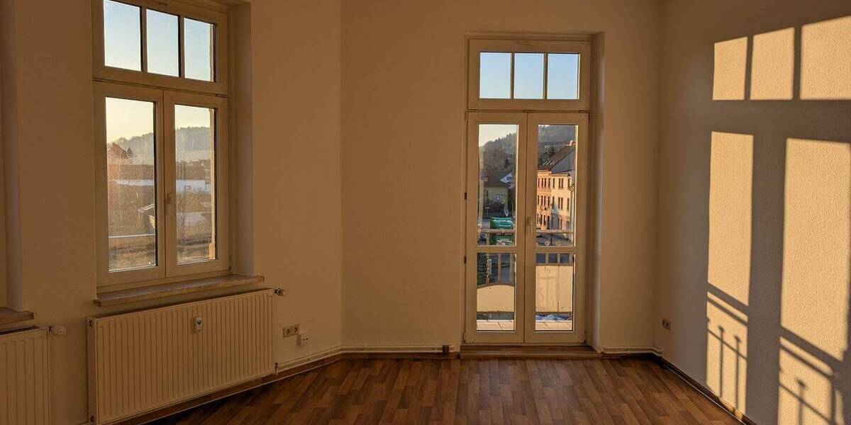 Etagenwohnung Kahla - 3 Zimmer, 86 m&sup2;, 645&euro; | Angebot:26261299