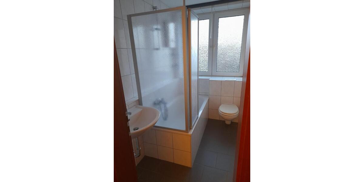 Etagenwohnung Lünen - 3 Zimmer, 80 m&sup2;, 800&euro; | Angebot:24750108