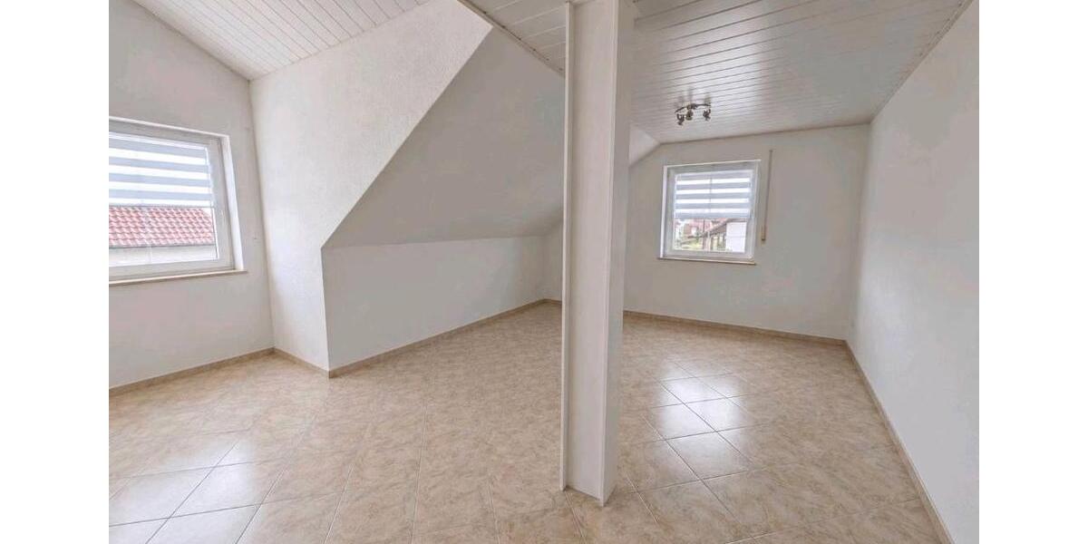 Dachgeschoßwohnung Oberottmarshausen - 2 Zimmer, 80 m&sup2;, 960&euro; | Angebot:26580889