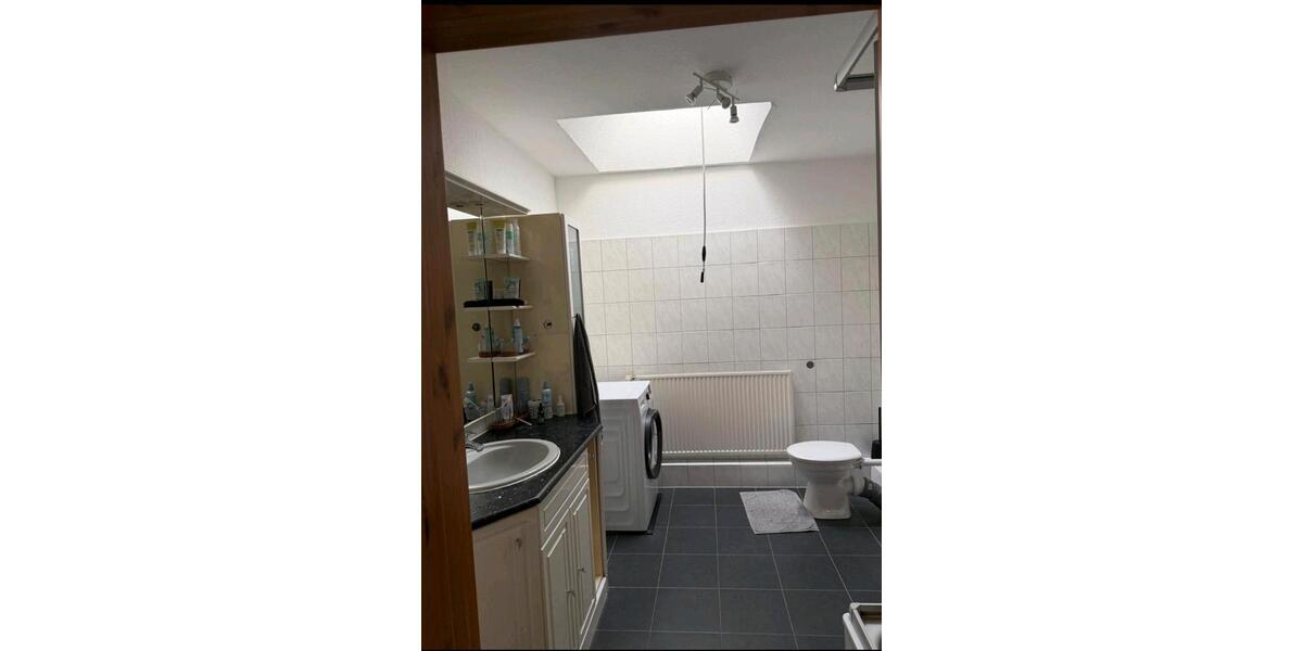 Dachgeschoßwohnung Wilster - 4 Zimmer, 85 m&sup2;, 750&euro; | Angebot:25392344