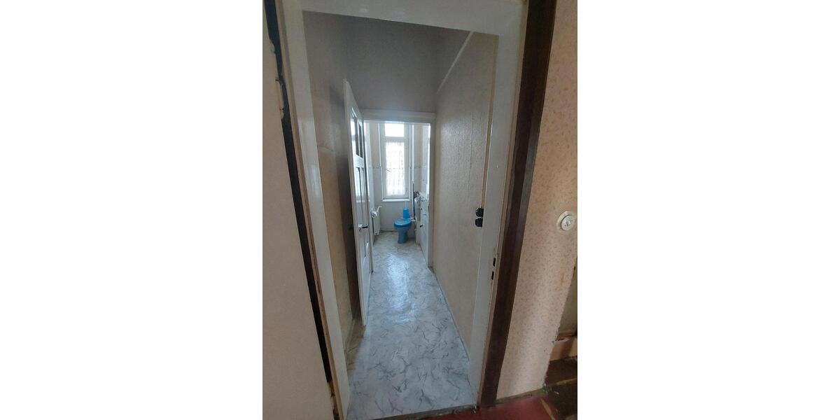 Etagenwohnung Altenburg - 5 Zimmer, 120 m&sup2;, 800&euro; | Angebot:25717623