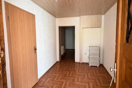 Wohnung Eschenburg - 3 Zimmer, 100 m&sup2;, 700&euro; | Angebot:26201198