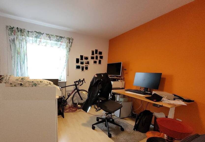 * ANSPRECHEND * LICHTDURCHFLUTET * NATURNAH * tolle 3-Zi-Wohnung mit SÜDBALKON im Nürnberger Süden