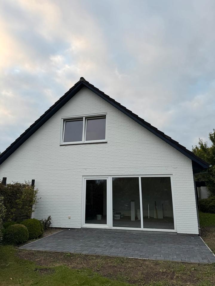 Renoviertes Einfamilienhaus in Jarplund mit Garage und Garten