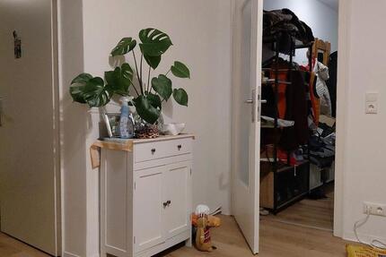 Wohnung mit neuem Laminatboden 2 zimmer