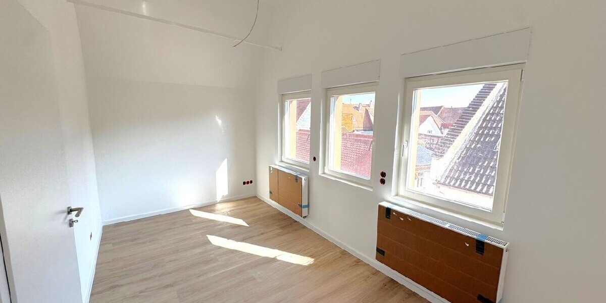 albero:) kernsanierte Stadtwohnung - Dachgeschoßwohnung Seligenstadt | Angebot:25413703