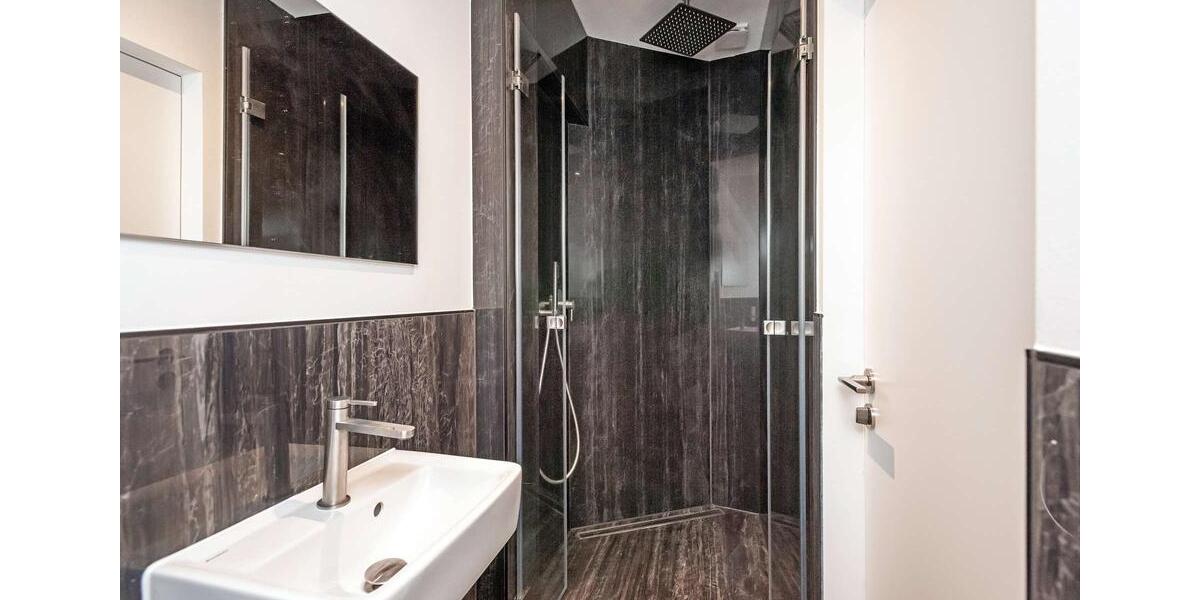 Dachgeschoßwohnung Berlin - 5 Zimmer, 211 m&sup2;, 6.961&euro; | Angebot:23795624