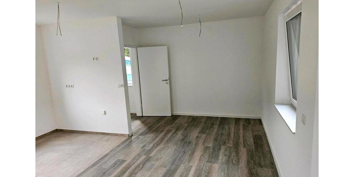 Erdgeschoßwohnung Löningen - 3 Zimmer, 94 m&sup2;, 1.145&euro; | Angebot:26415008