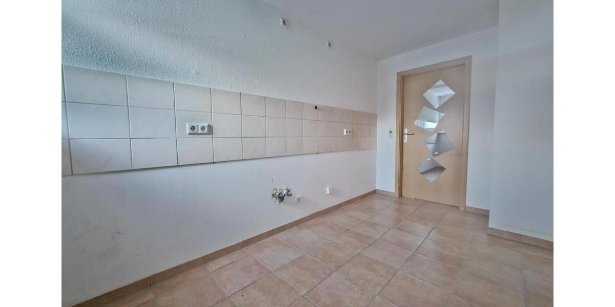 Dachgeschoßwohnung Altenburg - 1 Zimmer, 41 m&sup2;, 268&euro; | Angebot:25785342