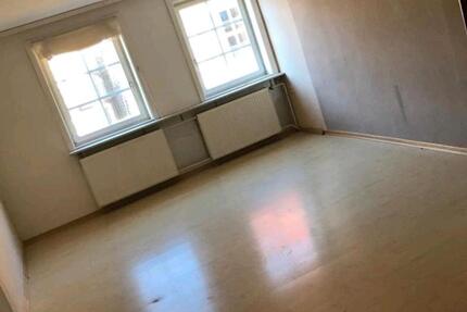 Wohnung Spangenberg - 3 Zimmer, 95 m&sup2;, 750&euro; | Angebot:26503038