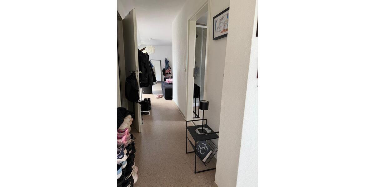 Dachgeschoßwohnung Rüsselsheim am Main - 3 Zimmer, 101 m&sup2;, 1.500&euro; | Angebot:26429896