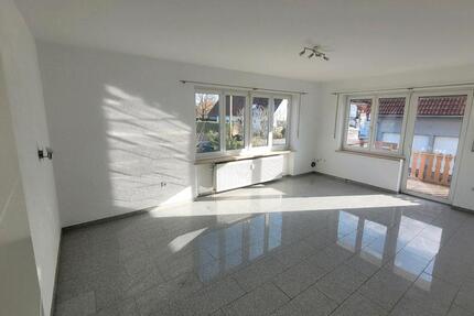 Wohnung Neuburg an der Donau - 3 Zimmer, 87 m&sup2;, 950&euro; | Angebot:25933655