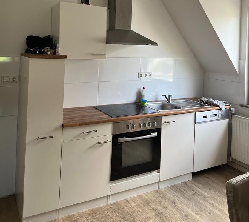 Frisch renovierte 2-Zimmerwohnung mit Einbauküche