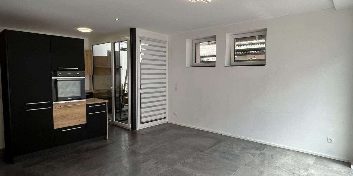 Etagenwohnung Freudenstadt - 4 Zimmer, 99 m&sup2;, 1.150&euro; | Angebot:27176790