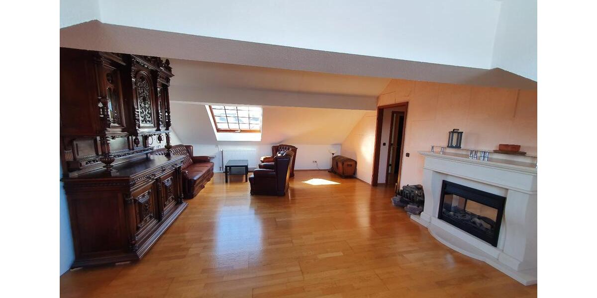 BOT: EBK, 2 Zimmer, 72 qm, Kamin ab sofort 2 zimmer