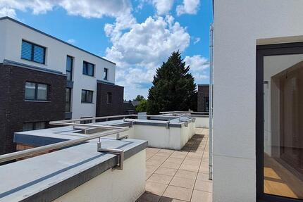 Helle 4-Zimmer-Dachgeschosswohnung mit besonderem Grundriss zimmer