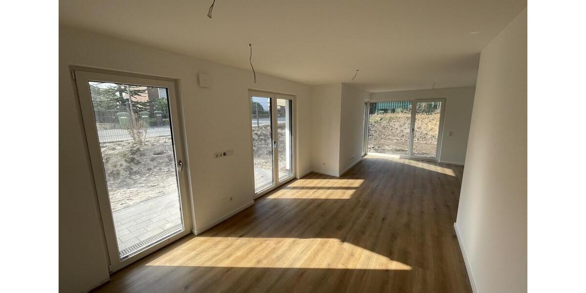 Erdgeschoßwohnung Detmold Hiddesen - 4 Zimmer, 100 m&sup2;, 1.450&euro; | Angebot:26660208
