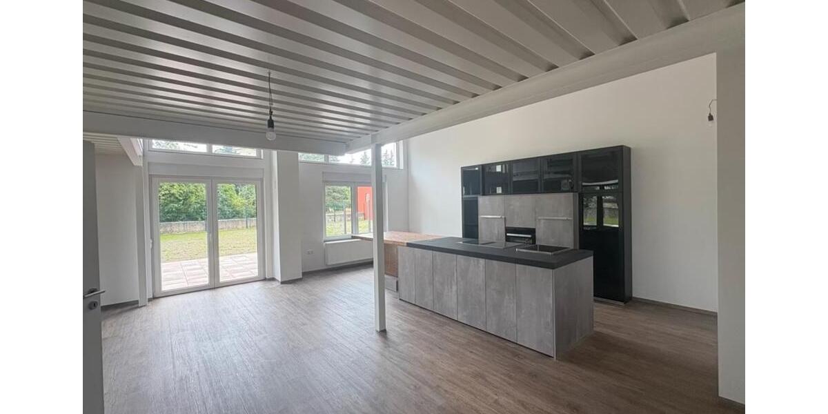 Loft - Studio - Atelier Hoyerswerda - 4 Zimmer, 160 m&sup2;, 1.900&euro; | Angebot:23710133