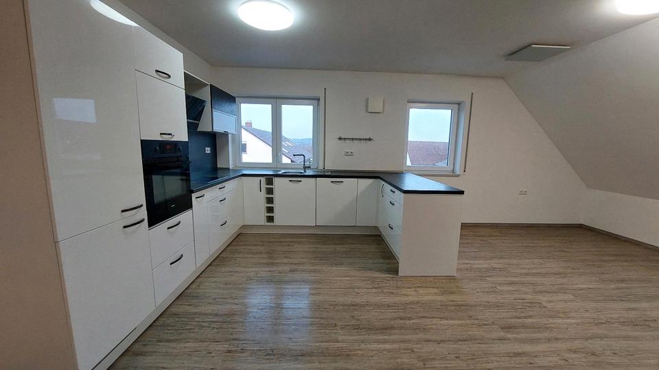 Dachgeschoßwohnung Offingen - 2 Zimmer, 55 m&sup2;, 720&euro; | Angebot:25839182