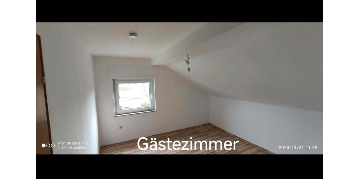 Dachgeschoßwohnung Korbach - 3 Zimmer, 64 m&sup2;, 530&euro; | Angebot:26198790