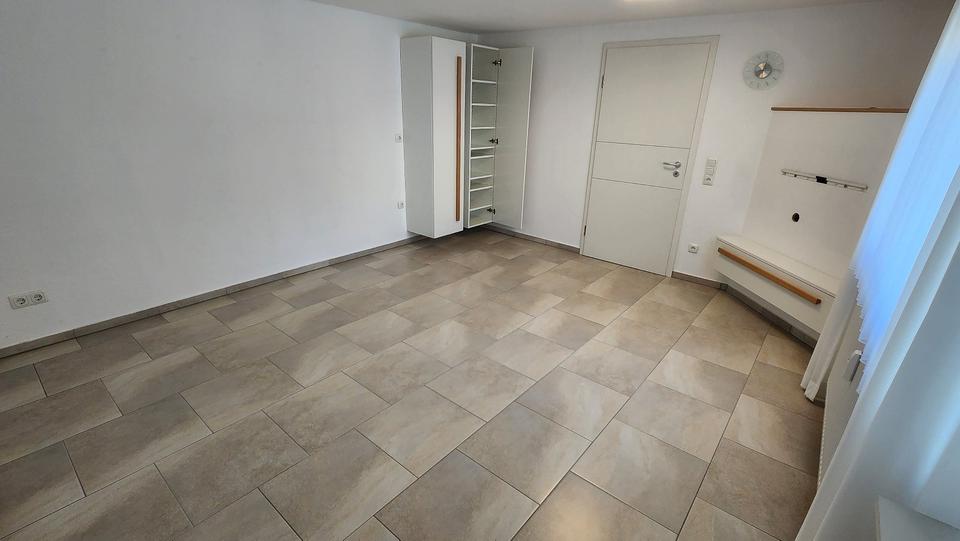 Erdgeschoßwohnung Göttingen Nordstadt - 3 Zimmer, 120 m&sup2;, 1.600&euro; | Angebot:25842997