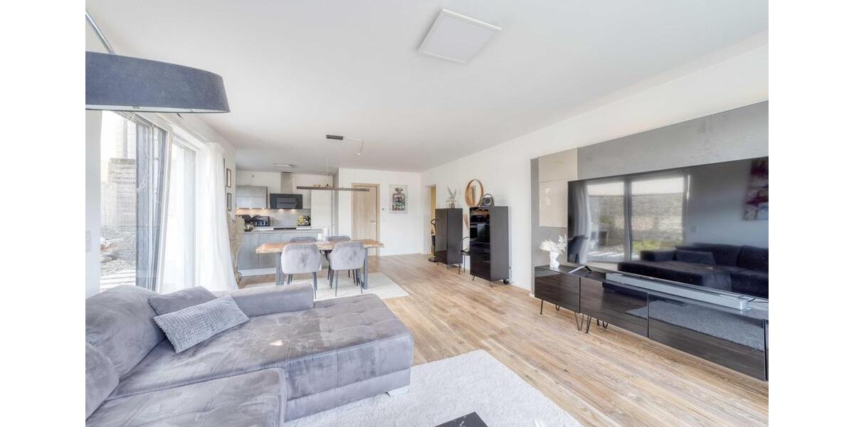 Etagenwohnung Trier West-Pallien - 1 Zimmer, 81 m&sup2;, 1.500&euro; | Angebot:26604273