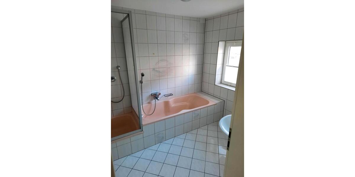 Etagenwohnung Appenweier - 1 Zimmer, 71 m&sup2;, 820&euro; | Angebot:26251860