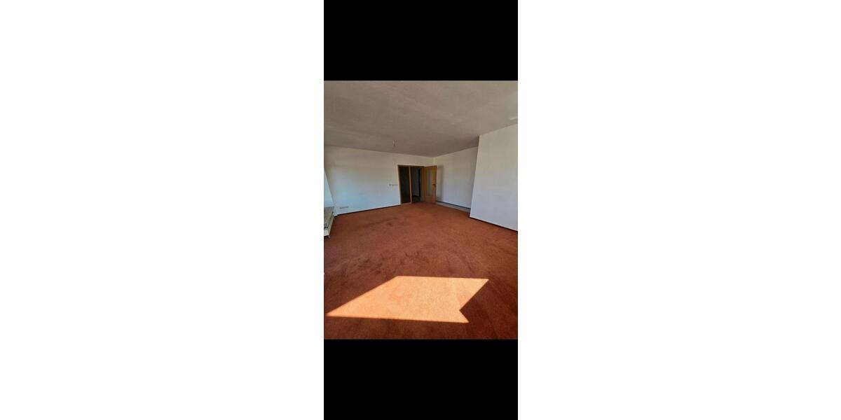 Etagenwohnung Gommern Ladeburg - 3 Zimmer, 90 m&sup2;, 585&euro; | Angebot:25723605