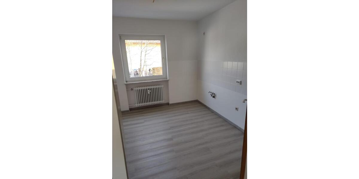 Etagenwohnung Alzey - 4 Zimmer, 82 m&sup2;, 700&euro; | Angebot:26532424
