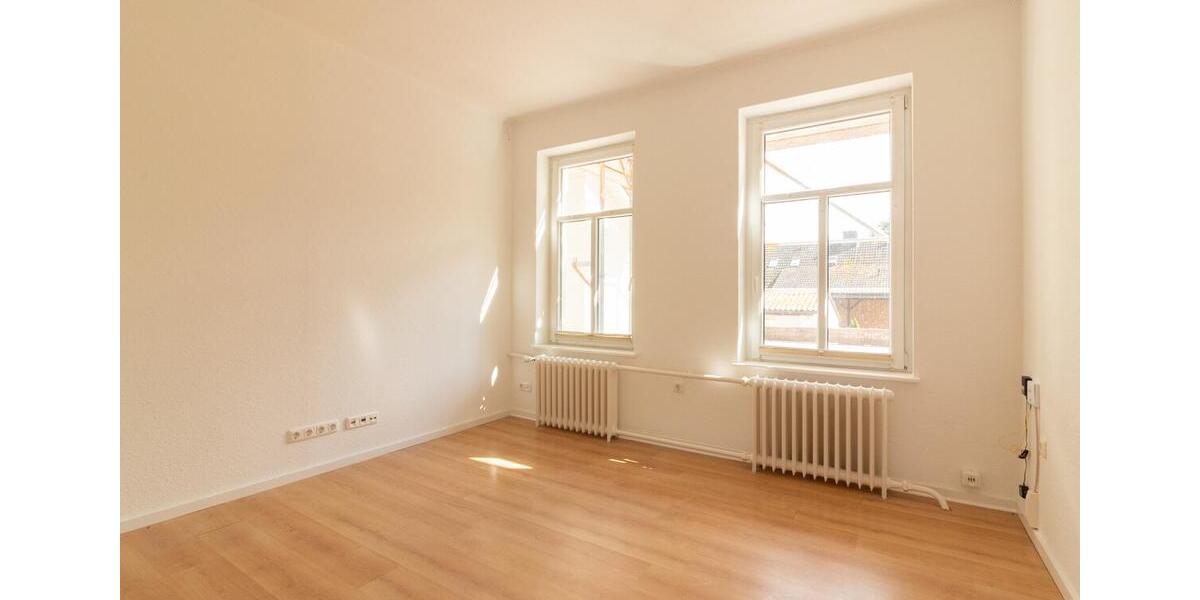 Ab sofort verfügbar: Teilsanierte Doppelhaushälfte in Cismar 4 zimmer