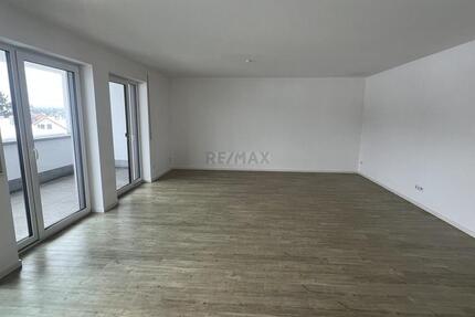 Wohnung Göppingen Faurndau - 2 Zimmer, 91 m&sup2;, 1.200&euro; | Angebot:24687416