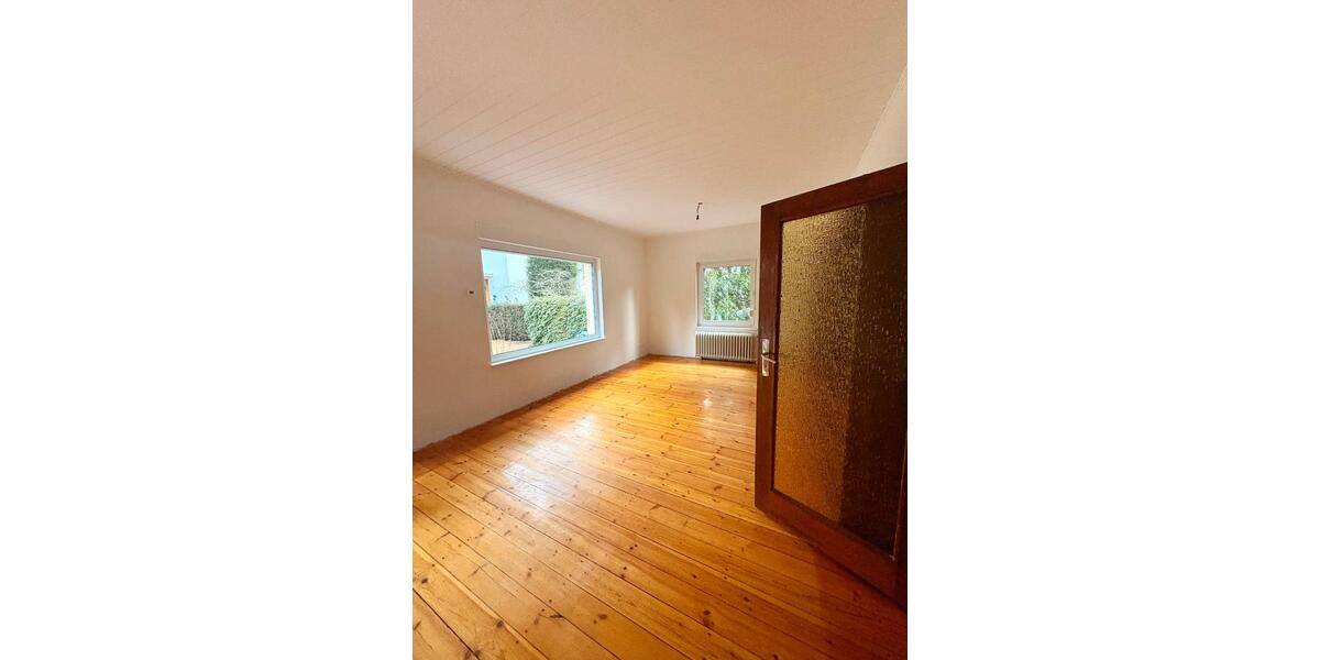 Einfamilienhaus Kleinmachnow - 4.5 Zimmer, 100 m&sup2;, 1.950&euro; | Angebot:25947876