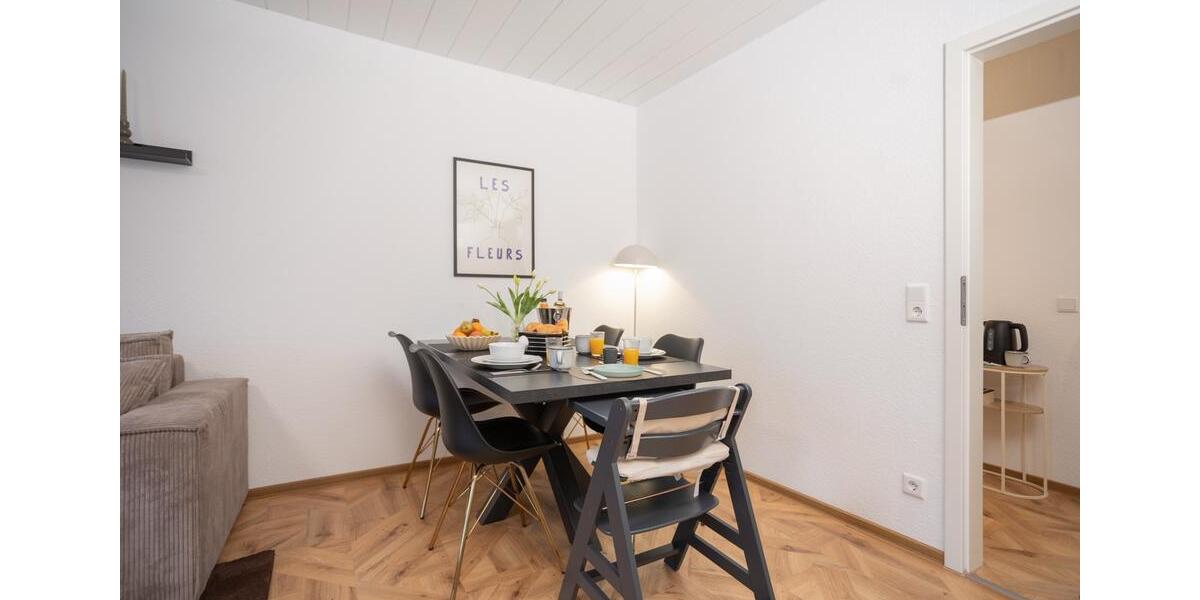 Wohnen auf Zeit Bad Lippspringe - 2 Zimmer, 60 m&sup2;, 1.391&euro; | Angebot:25252824