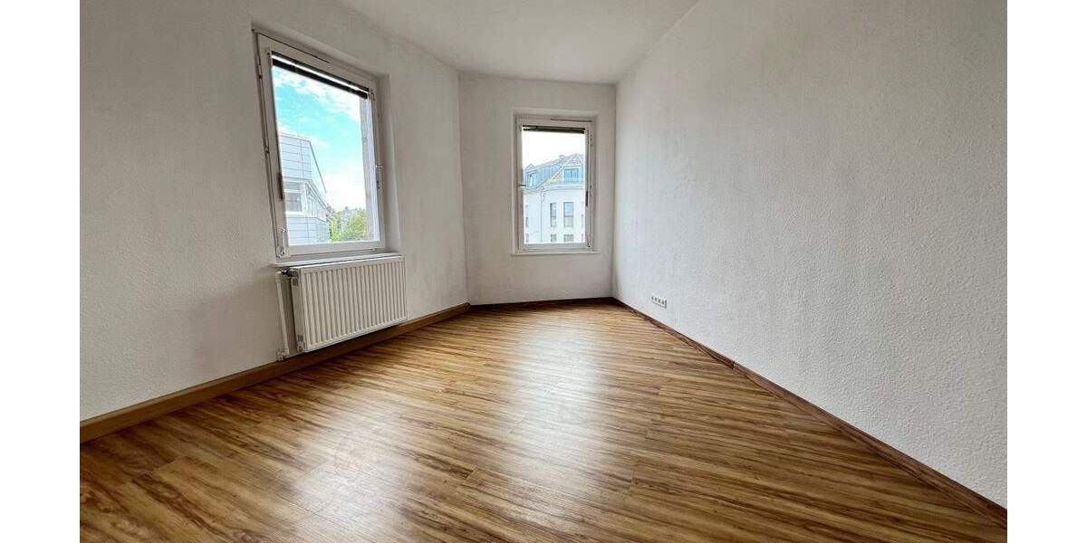 Etagenwohnung Nürnberg Rosenau - 4 Zimmer, 92 m&sup2;, 1.000&euro; | Angebot:25661481