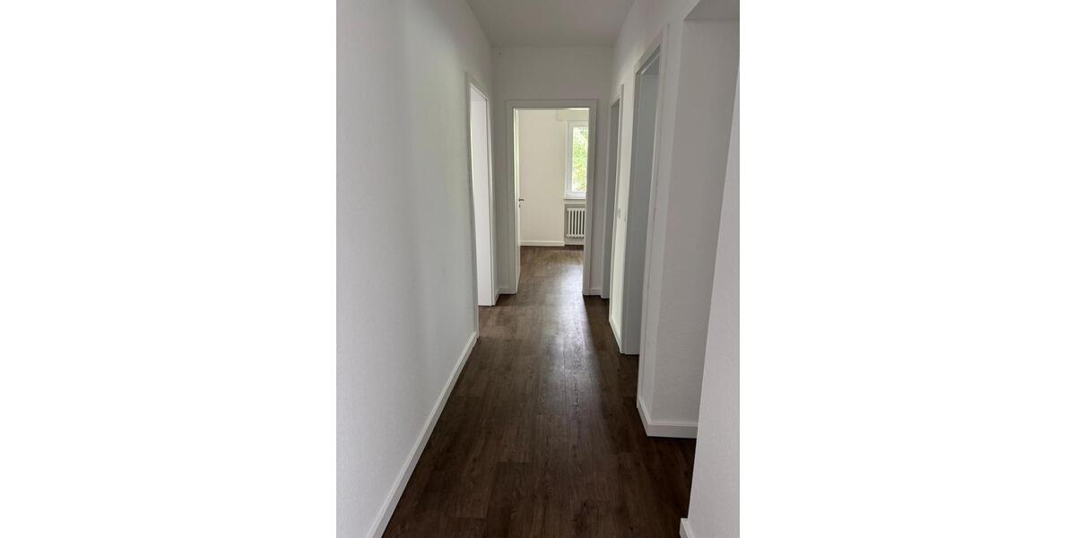 ANFRAGESTOPP!!! Sanierte 4-Zimmerwohnung in 54550 Daun, Heinrich-Hertz-Str. 2, 1 OG Links 4 zimmer