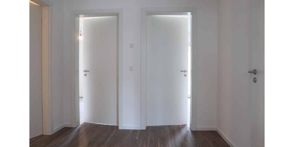 Erdgeschoßwohnung Blomberg - 3 Zimmer, 102 m&sup2;, 1.090&euro; | Angebot:26195765
