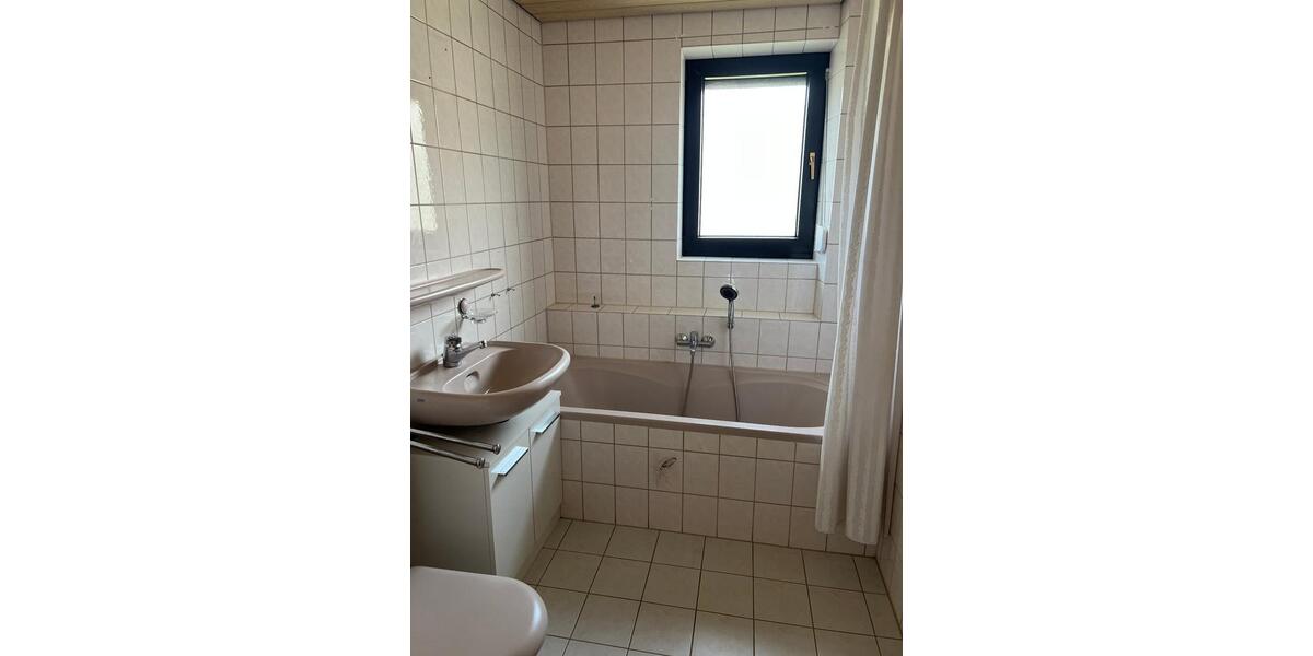 Einfamilienhaus Krumbach (Schwaben) - 6 Zimmer, 133 m&sup2;, 1.650&euro; | Angebot:26594509