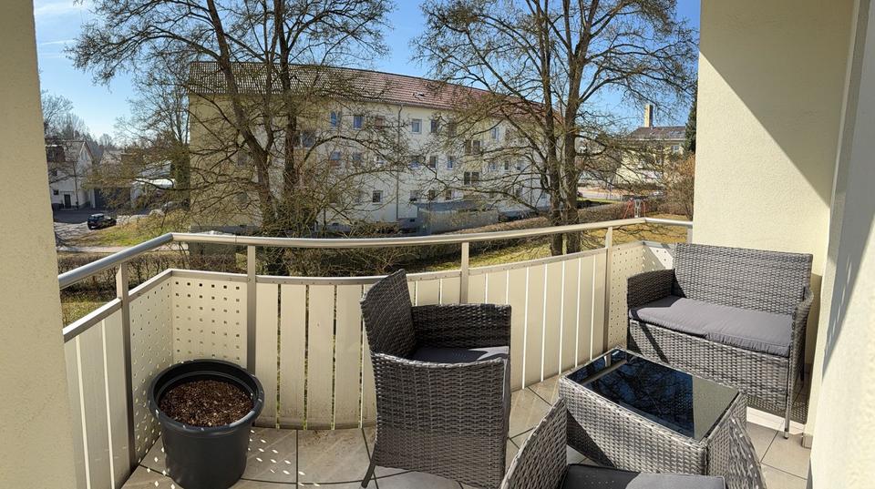 Wohnen auf Zeit Böblingen - 2 Zimmer, 80 m&sup2;, 750&euro; | Angebot:24778961