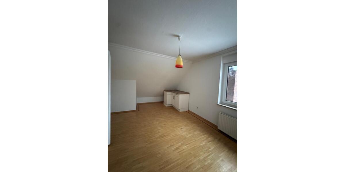 Etagenwohnung Schortens - 5 Zimmer, 125 m&sup2;, 920&euro; | Angebot:24810823