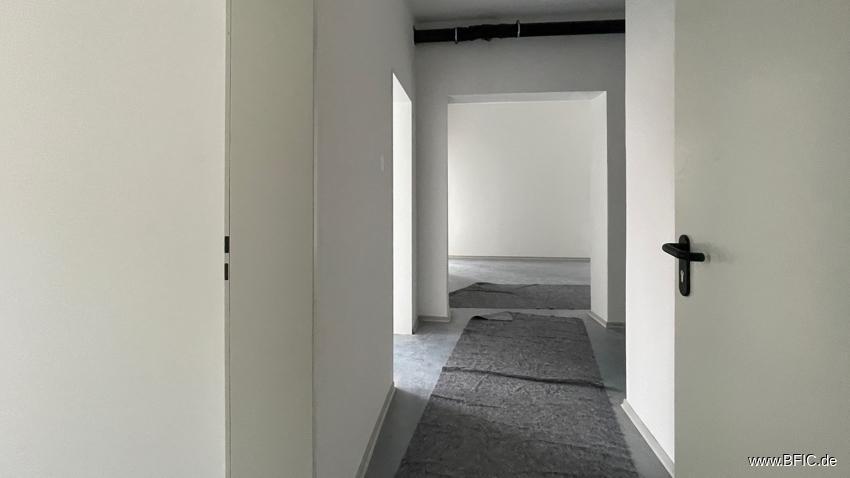 Büroetage in Toplage FFB – wird renoviert zimmer