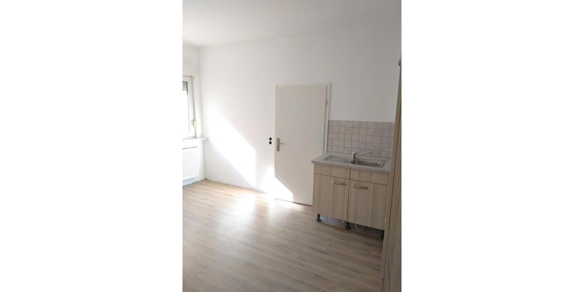 Erdgeschoßwohnung Bischofsheim - 2 Zimmer, 50 m&sup2;, 600&euro; | Angebot:25384231
